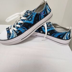 Sneakers men's 8.5 and women's  11 sales $30 each or two $60